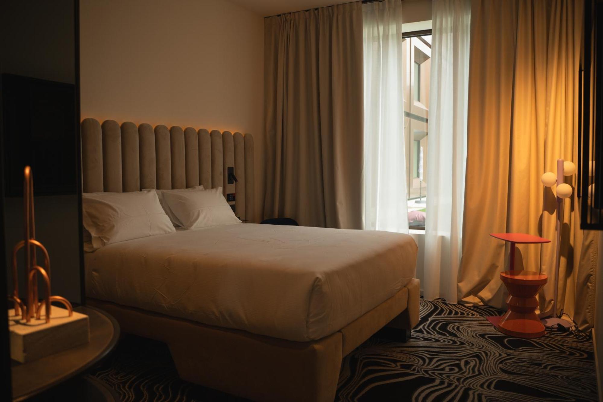 Tribe Milano Malpensa Hotel Vizzola Ticino Exterior foto