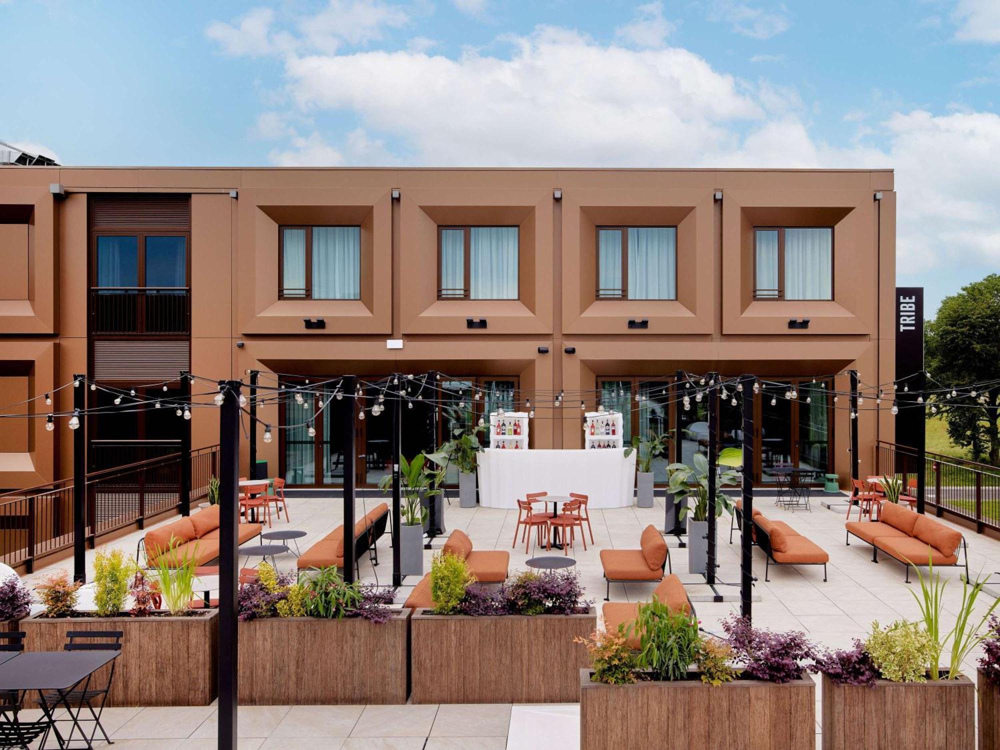Tribe Milano Malpensa Hotel Vizzola Ticino Exterior foto